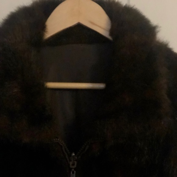 Faux Fur Reversible Vest - Picture 3 of 5